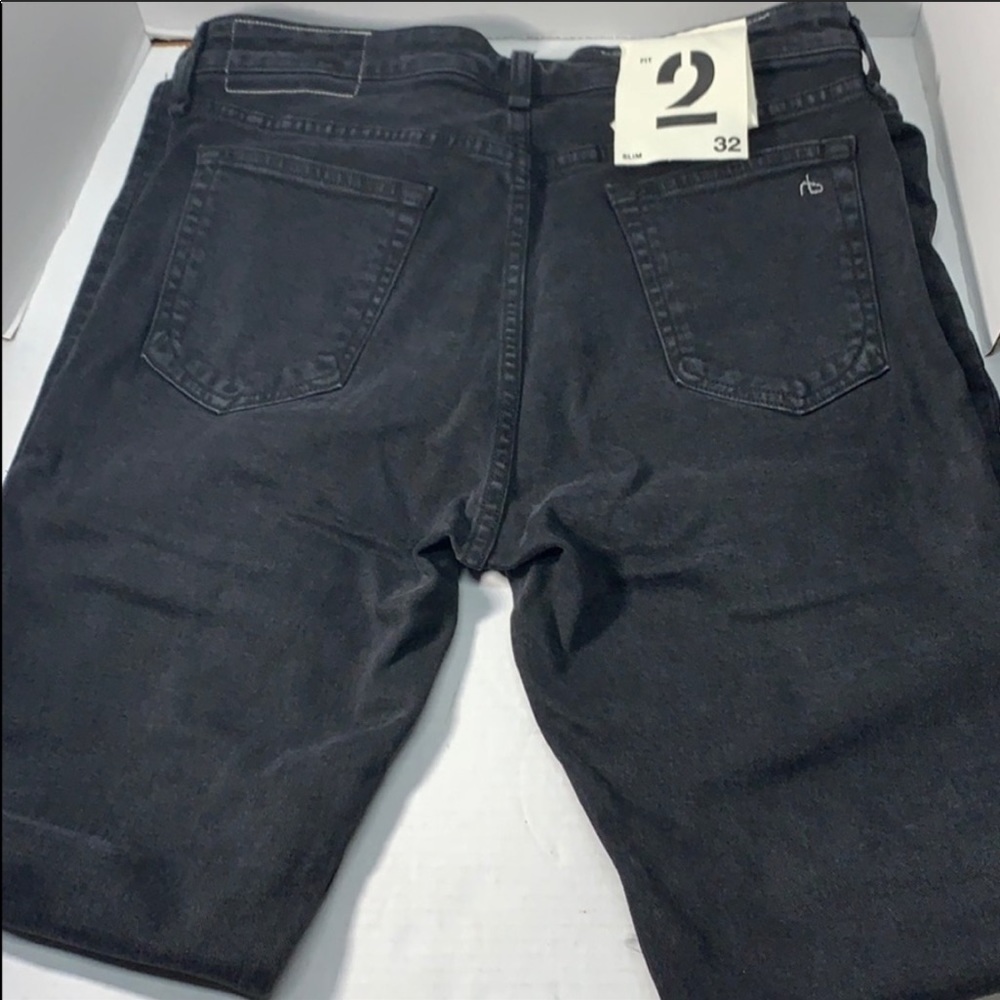 Rag & Bone Fit 2 Mid-Rise (missing top button)